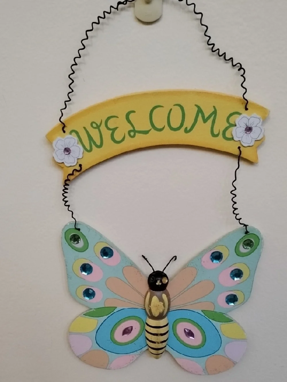 D- NWT Pastel Butterfly Wall Welcome Sign - Yellow & Multicolor